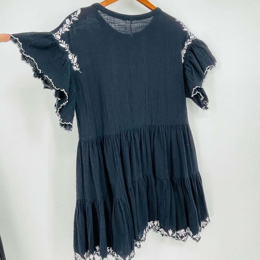 ✨ Free People Santiago Black Embroidered Gauzy Peasant Dress Pockets S Blogger - Picture 11 of 13